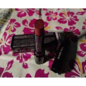 New in Box Mary Kay Supreme Hydrating Lipstick Boho Plum 0.11 Oz